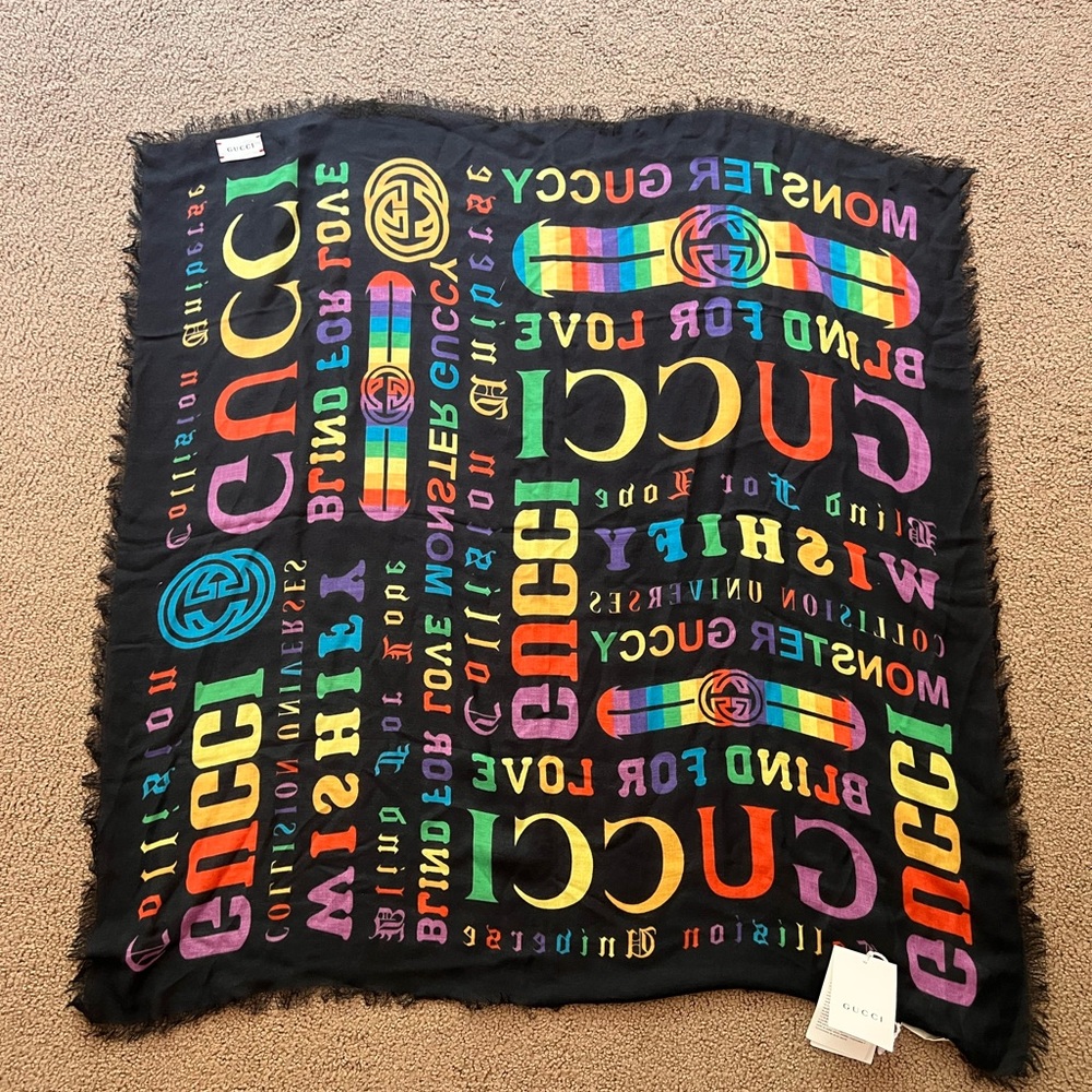 GUCCI SCARF